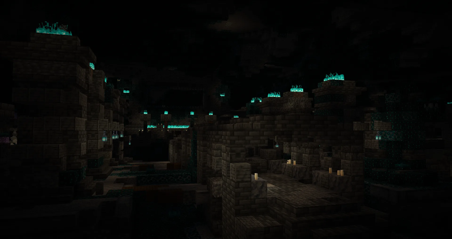 Dungeons and Taverns Ancient City Overhaul